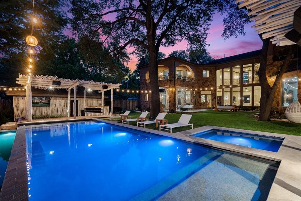 2803 Pearce Road 