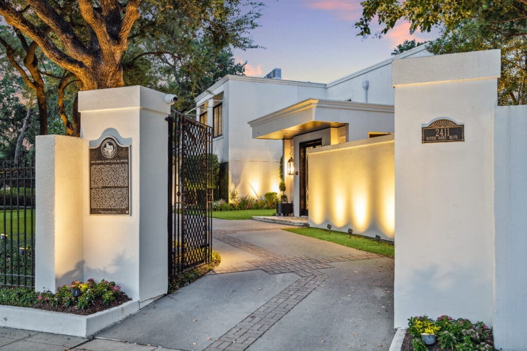 Built in 1958 by Rice educated architect Ernest L. Schult, the one-time home of Governor John B. Connally Jr. sold in July. (Photo by TK Images for Compass)
