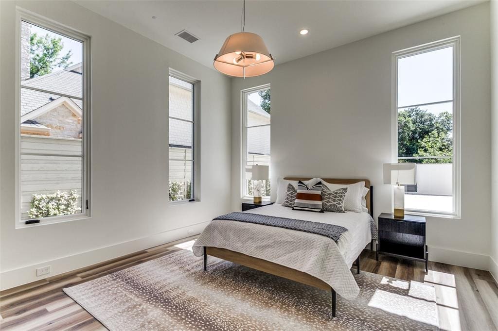 A bedroom in the Bluffview custom build designed by David Stocker.