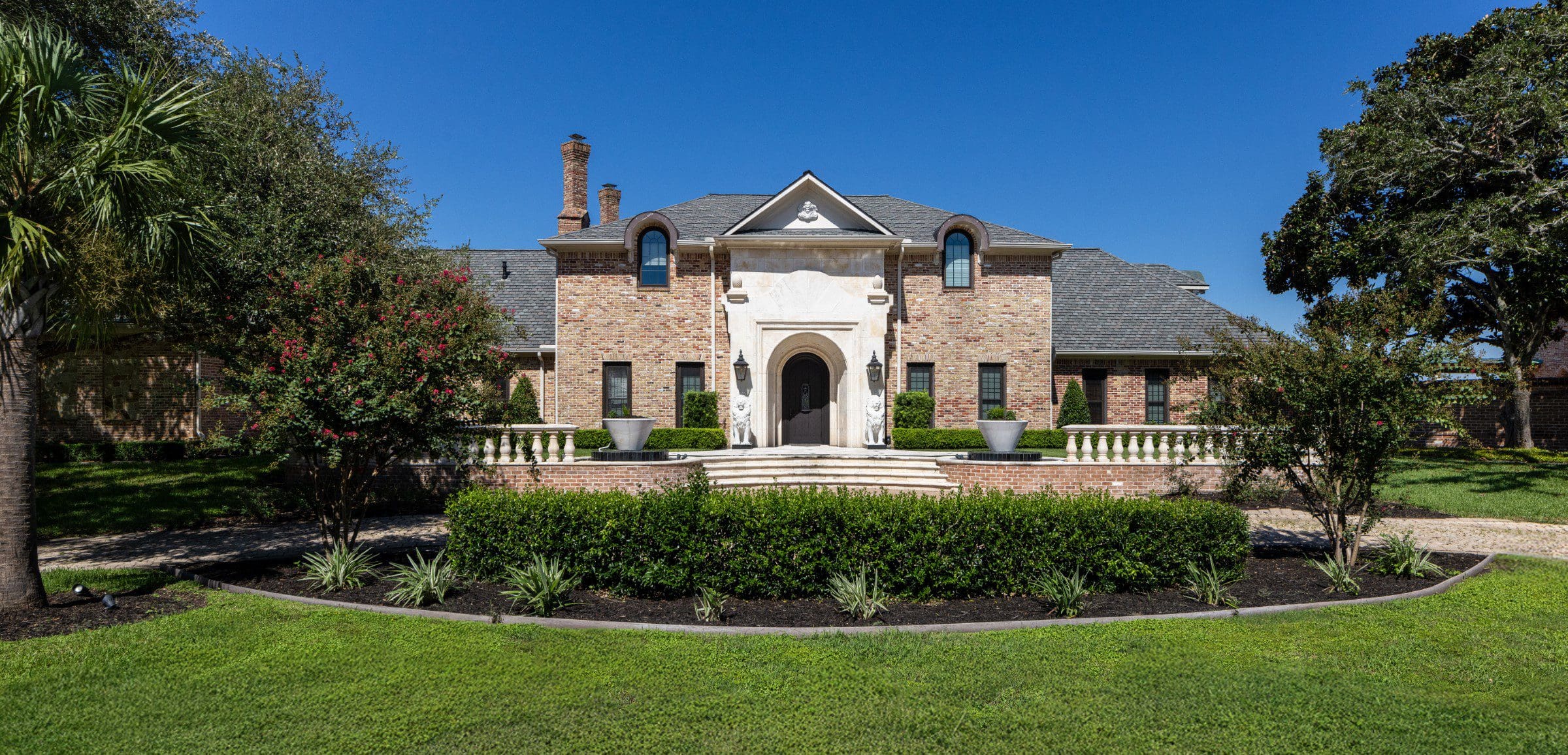 The 13,738 sq.ft. home at 401 Lakeshore Drive on the shores of Clear Lake hits the market for $7.9 million. (Photo by Laurie Perez)