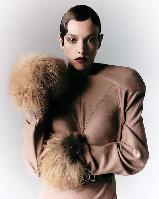 A Sculpted Fall — Looks That Transcend Mere Apparel Showcase the Most Striking Fashions of the Season