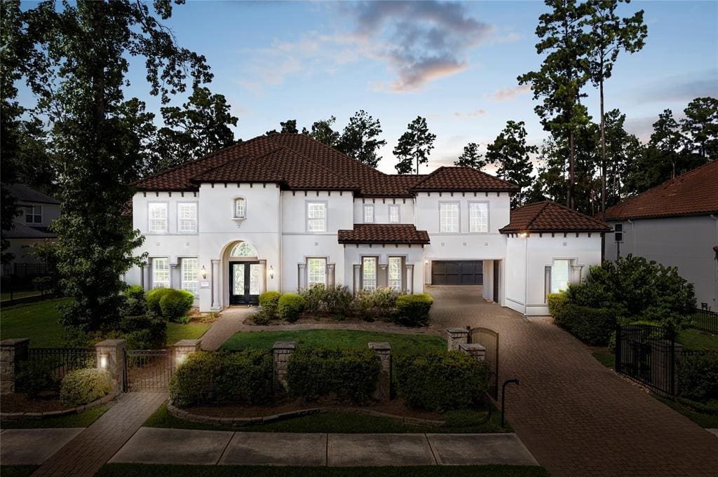 creekside-park-mansions