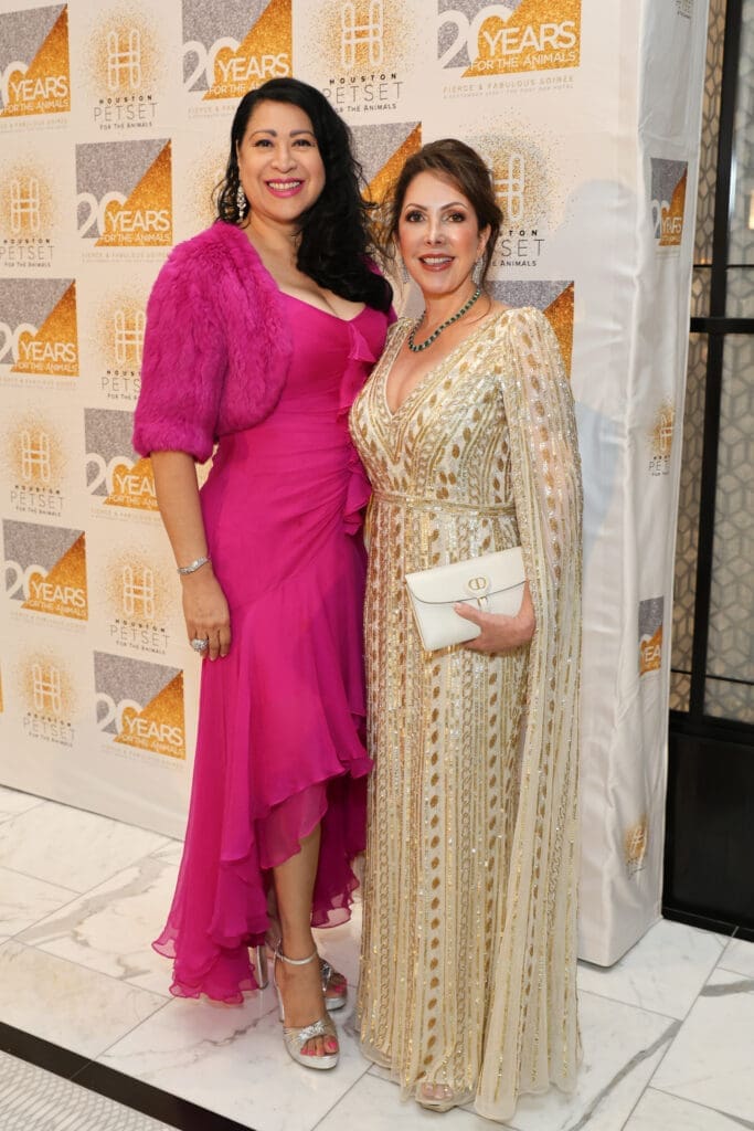 Laura Murillo, Sandra Smith Cooper at Houston PetSet's 20th anniversary gala. (Photo by Priscilla Dickson)