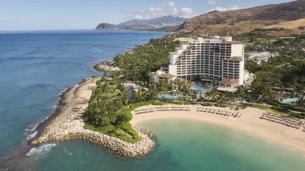 Nonstop Flights From Houston — The 12 Best One Flight Getaways and the Stunning Resorts That Await
