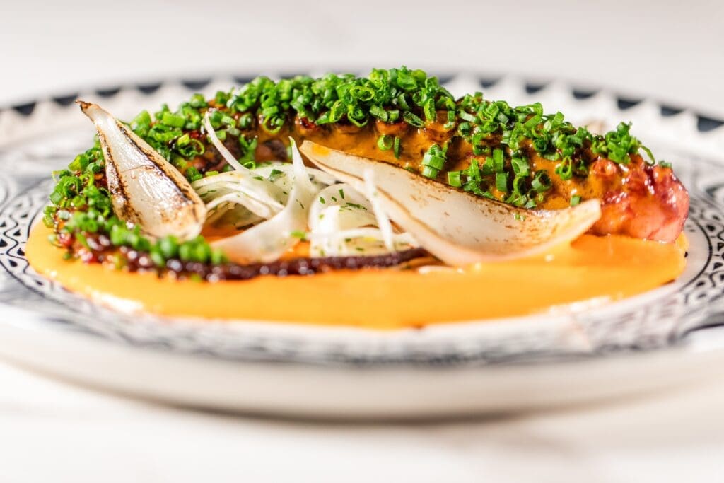 Houston’s New Mediterranean Restaurant Brings Serious Chef and Bread Power to Montrose — Októ Arrives With a Splash