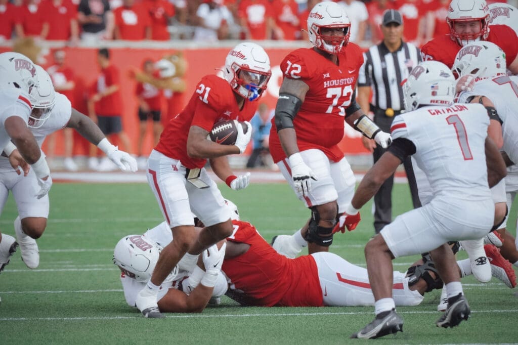 Stacy Sneed and the rest of the University of Houston running backs need more room to run. (Photo by F. Carter Smith)