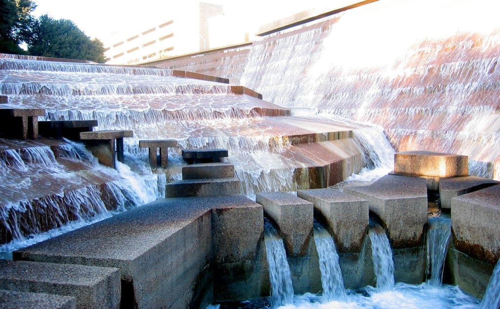 The active pool has been used as a dramatic movie and music video backdrop.