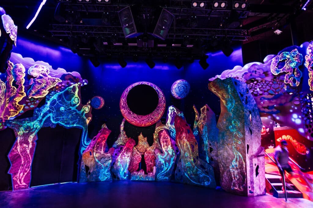 Theta Theatre at Meow Wolf Houston: Radio Tave (Photo by Arturo Olmos)
