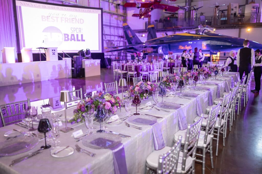 Beautiful florals provided by Central Market (Photo by Thomas Garza Photography)