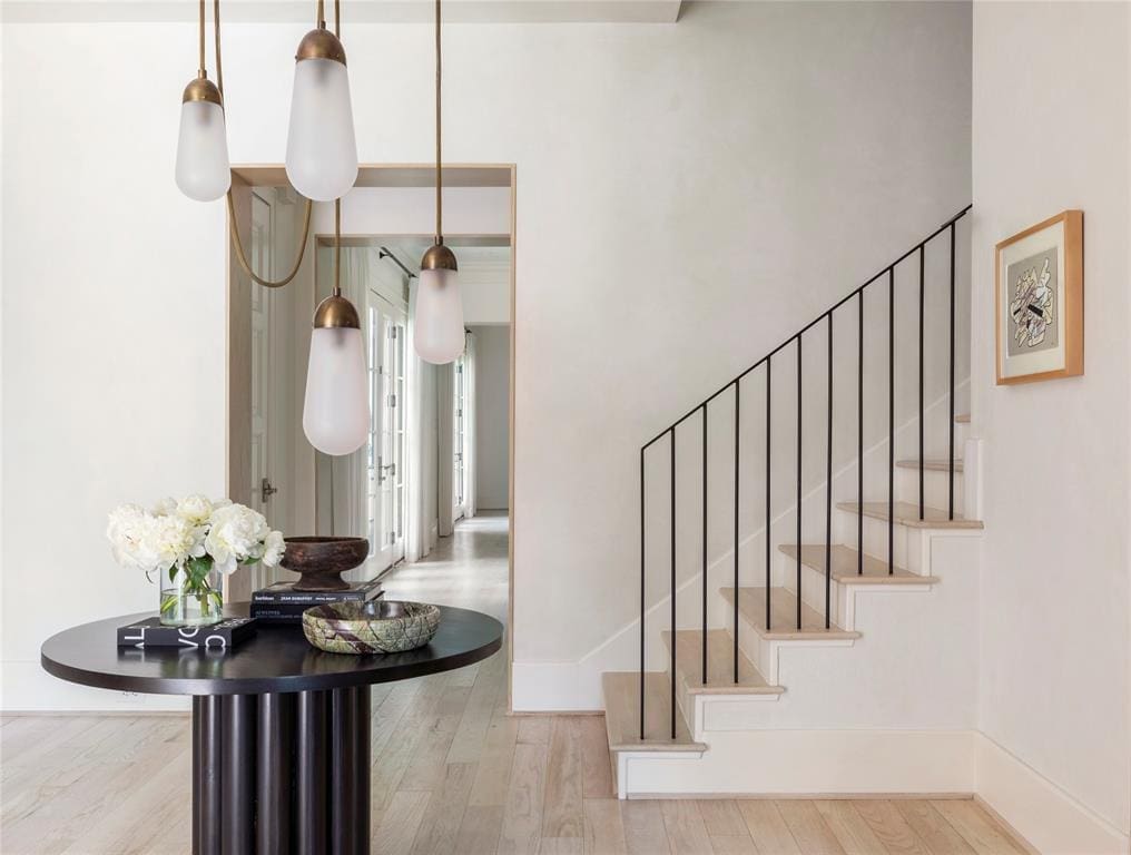 Marie Flanigan Interiors transformed the 7-year-old home into a contemporary jewel.