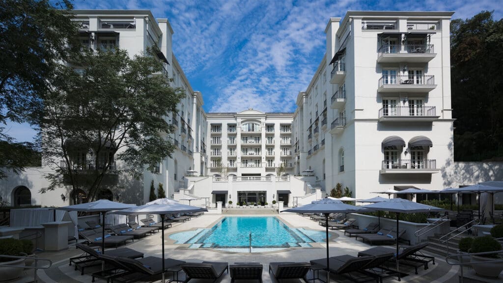The Michelin-starred dining, a lavish spa, and one of the most impressive pools in the city are just a few reasons Palácio Tangará in São Paulo, Brazil stands out.