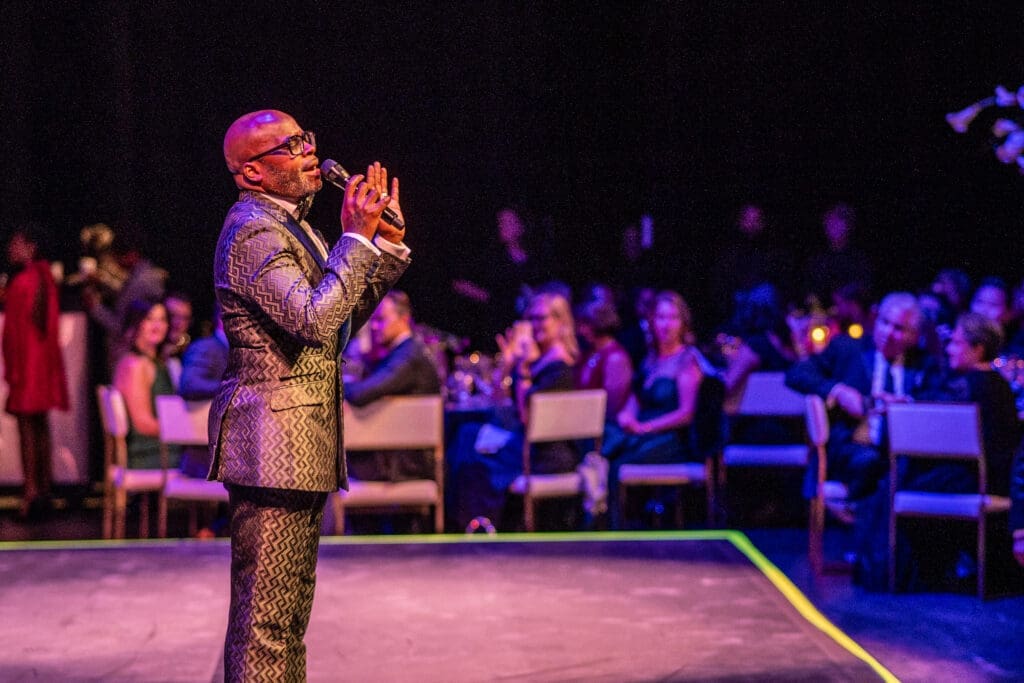 Cedric Neal performs at Bravo! Gala. (Photo by Can Turkyilmaz)
