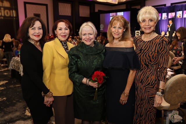 Charity Yarborough, Chris Kase, 2024 Honoree Leila Perrin and former Honorees Cheryl Byington and Leisa Holland-Nelson Baumann by Priscilla Dickson (Photo by Priscilla Dickson)