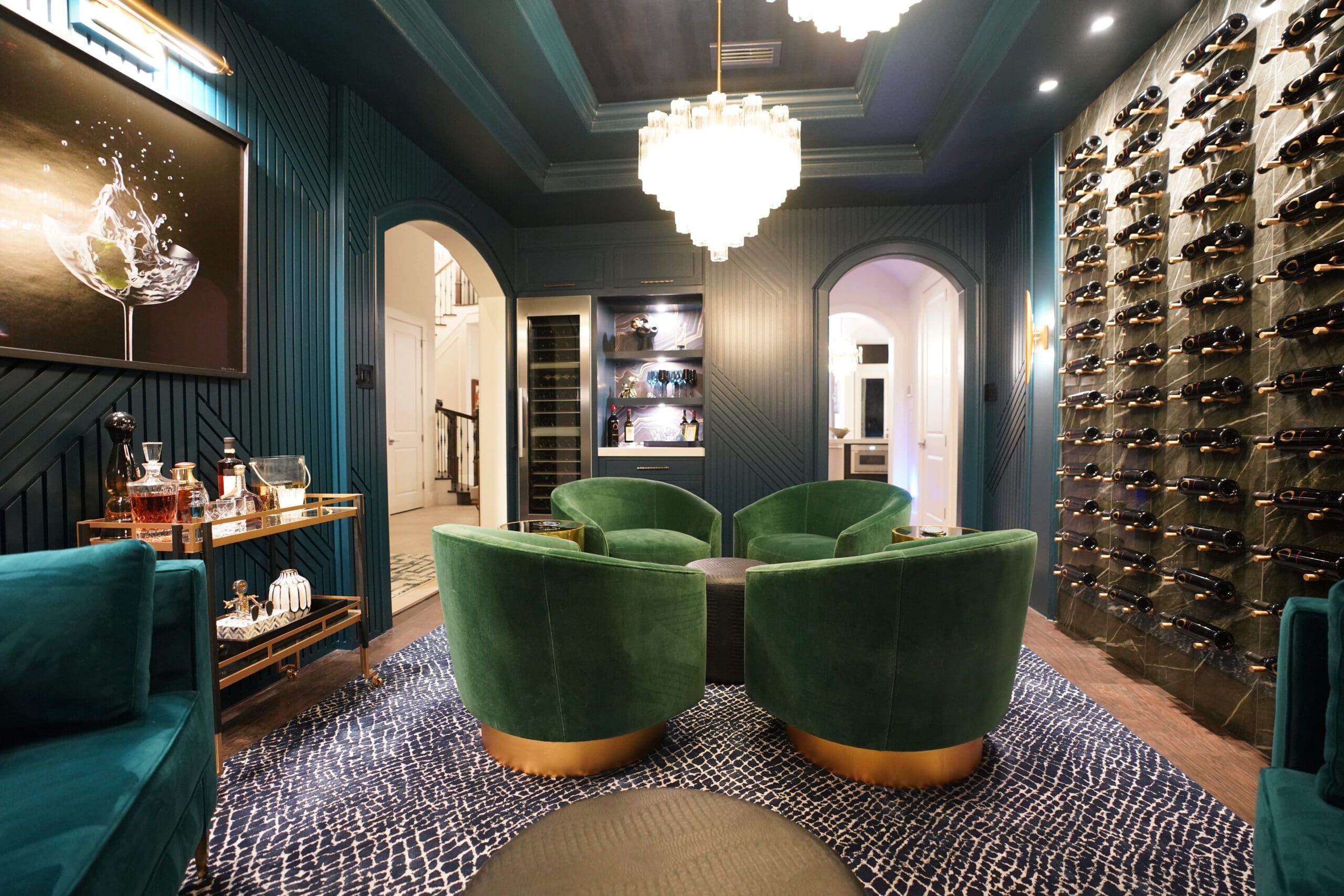 A House In The Woodlands’ Sterling Ridge Neighborhood Undergoes a Dramatic Transformation — How Laura Starzyk Pulled It Off