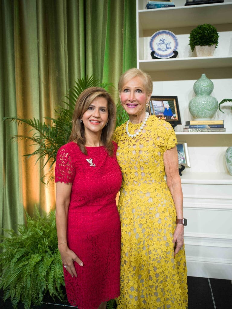 Mehrnaz Gill, Diane Gendel at the Barbara Bush Houston Literacy Foundation’s  Power of Literacy Luncheon (Photo by Daniel Ortiz)