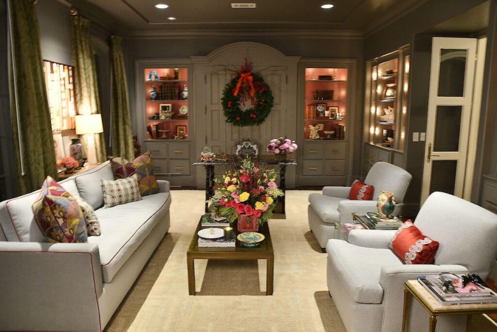 Overview of the sitting room at the Kappa Kappa Gamma Charitable Foundation home tour preview party (Photo by Dave Rossman)
