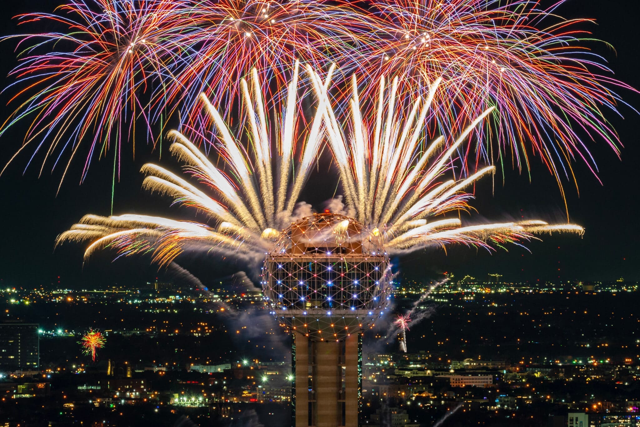 Reunion_Tower_NYE2023_1114-2048×1367