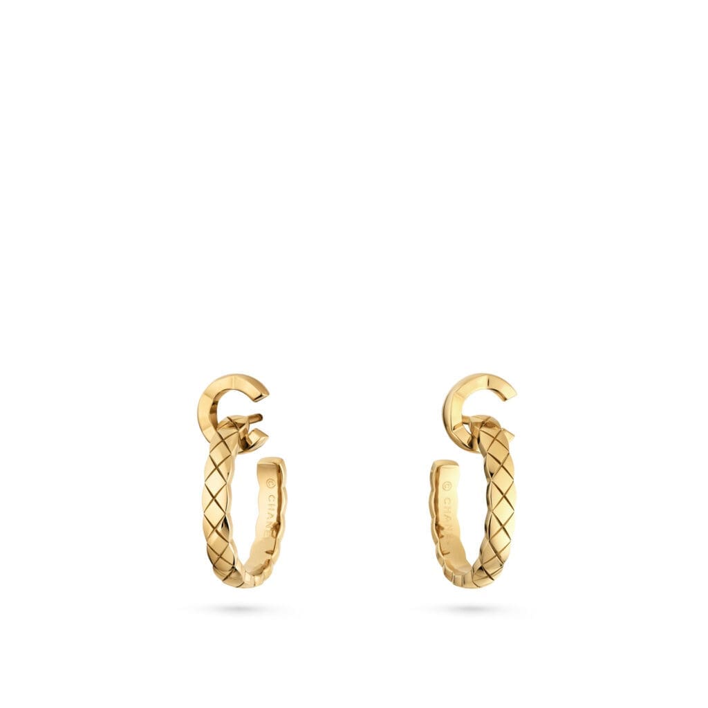 Coco Crush hoop earrings, quilted motif, in 18K yellow gold
