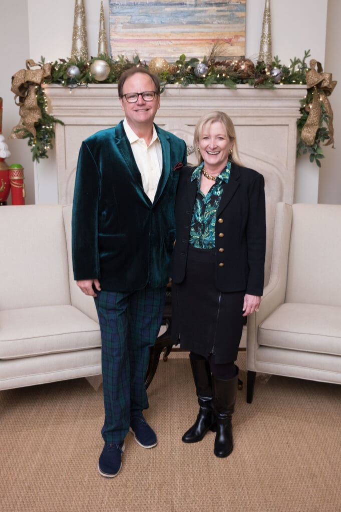 Ken Sill, Kari Findley at Legacy Community Health's Holiday Schmooze. (Photo by Daniel Ortiz)