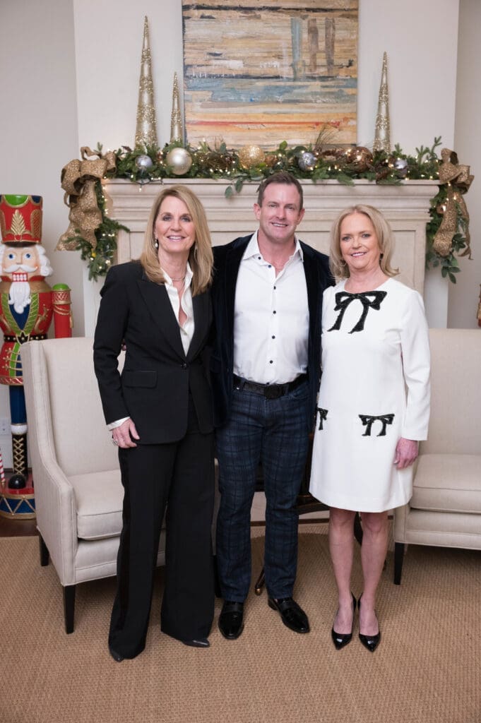 Lavish Schmooze at a Sprawling Houston Home Keeps The Prince of Parties’ Legacy Of Fighting AIDS Alive