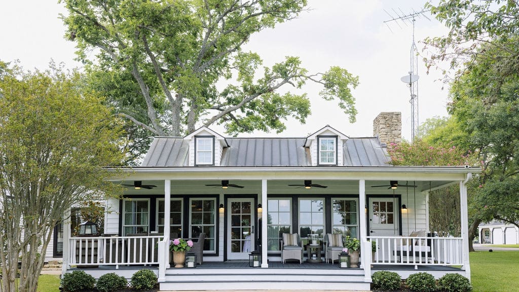 The F6 Fertitta guest house where the wedding reception was held. (Photo by Joseph West Photography)