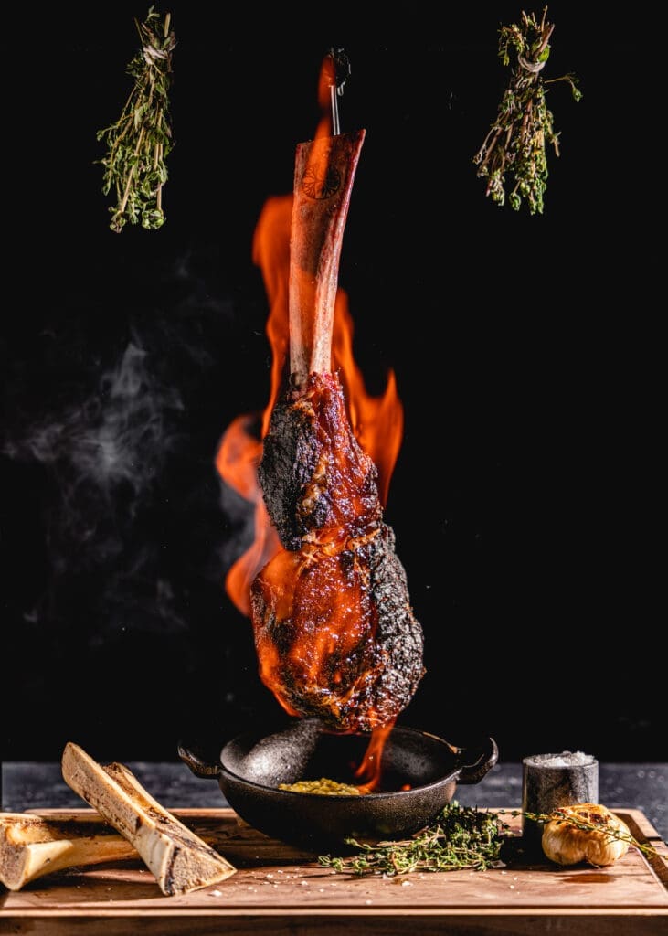 At Toca Madera, guests can expect dinner and a show. (Photo by TJ Perez)