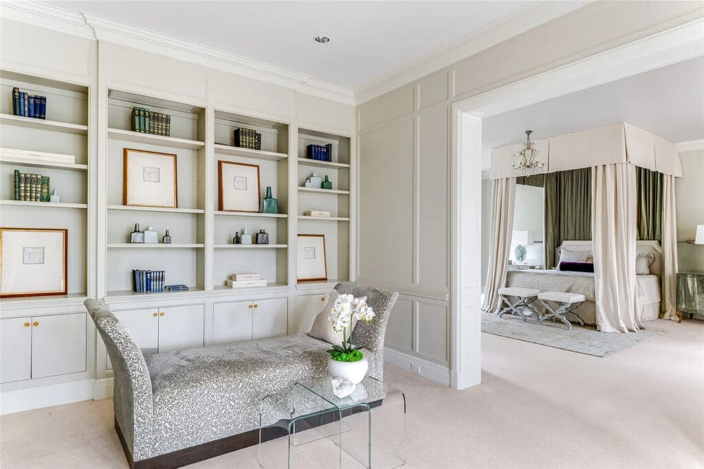 4226 Arcady Avenue's primary suite includes a picturesque sitting room with built-in bookshelves. (Photo by Allie Beth Allman & Associates)
