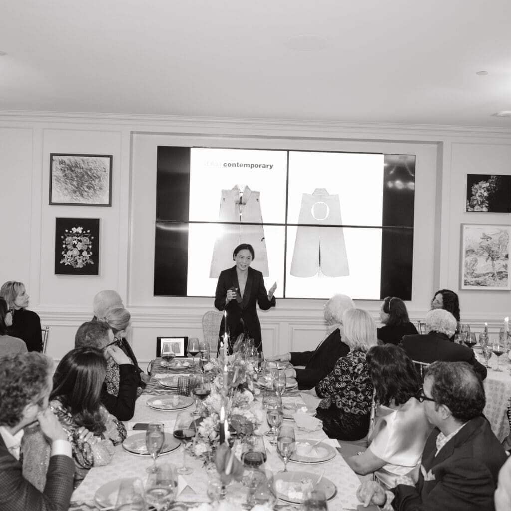 Salon-style presentation by curator Su Wu (Photo by A Sea of Love)