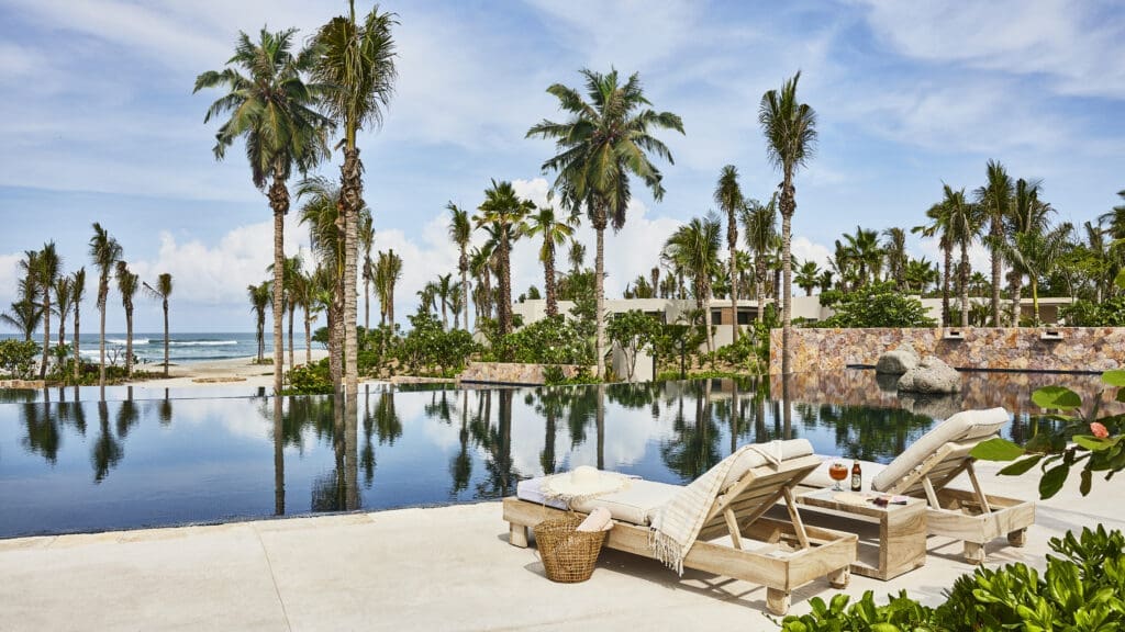 Wellness, nature and cultural experiences are key aspects of the Susurros del Corazón routine, without ever having to leave the resort. 
