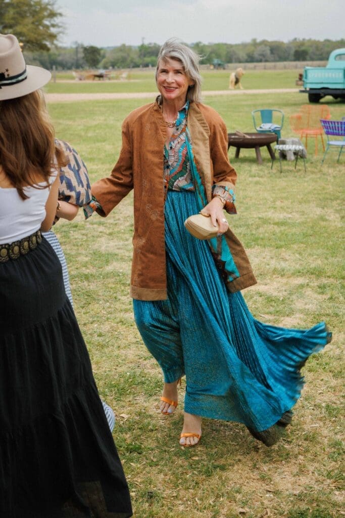 Ellecia Knolle making the scene during the Round Top Antiques Fair(Photo by José Rodríguez)