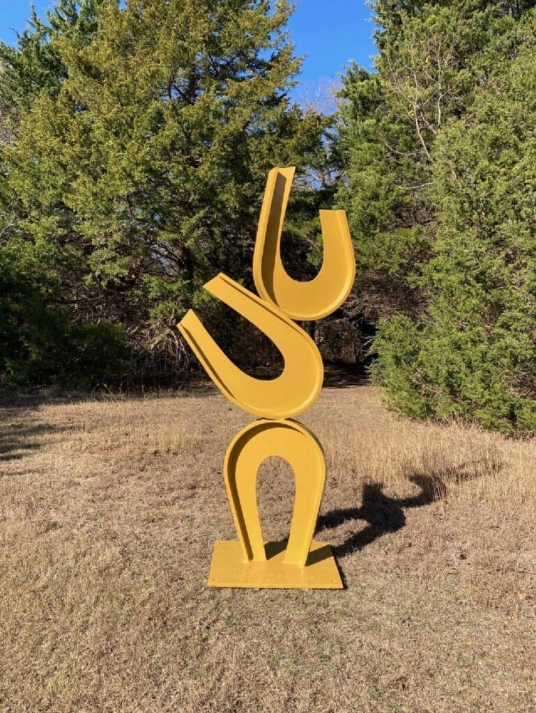 Mac Whitney's "Melissa," 2021. Painted steel sculpture. (Courtesy Gallery Sonja Roesch, Houston)