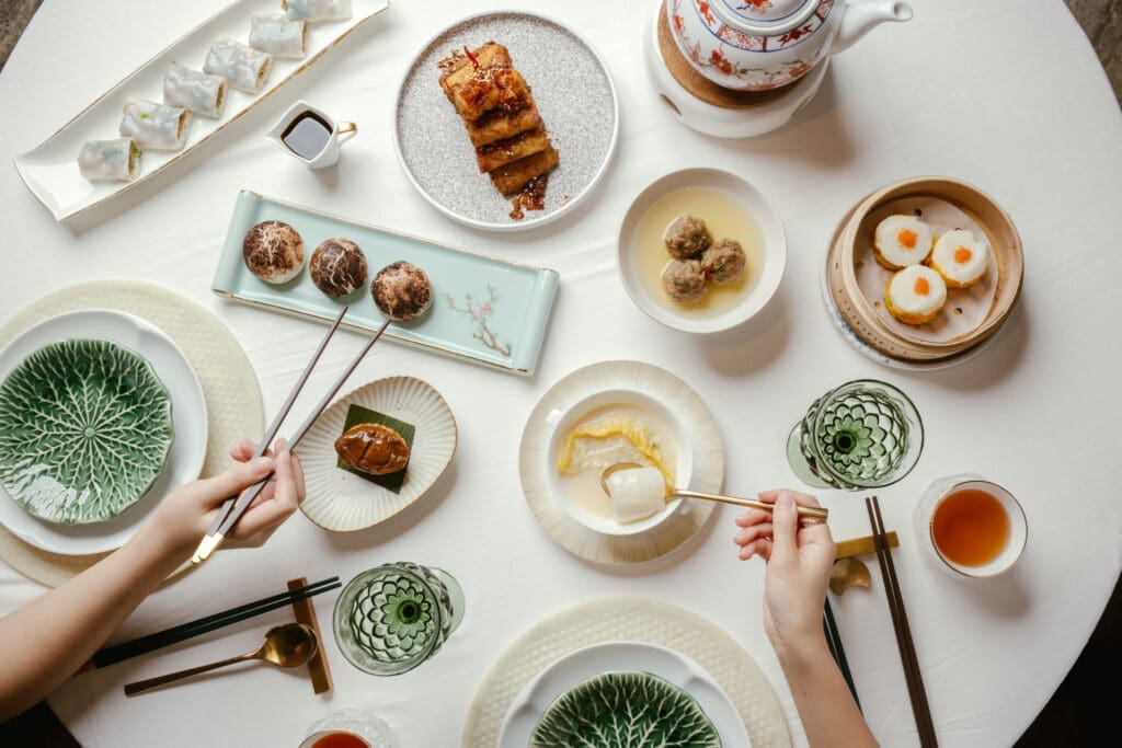 Duddell's boasts an award-winning Dim Sum experience surrounded by a chic gallery-like atmosphere