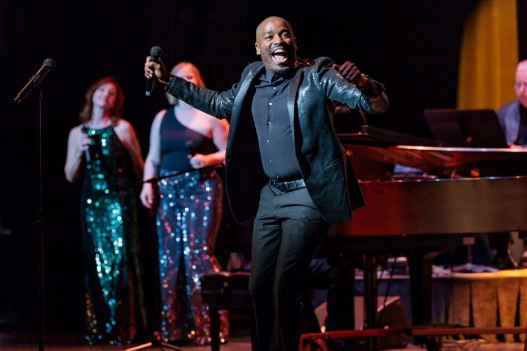 Houston’s Night of Broadway Stars — Major Talents Bring a Grand Show To the Bayou City For a Good Cause