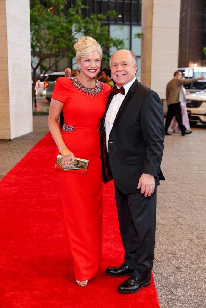 Tammie & Dr. Charles Johnson at the Houston Symphony Wine Dinner & Collector's Auction (Photo by Priscilla Dickson)