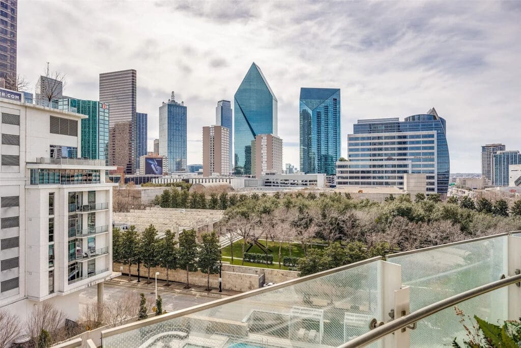 A Glamorous $4.65 Million Condo in Dallas’ Museum Tower Hits The Market