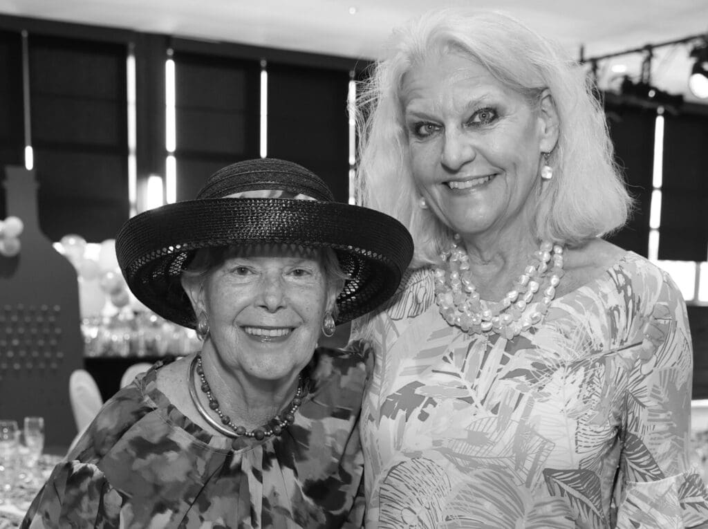 SuSu Ross, Alison Bell at The Heritage Society 70th Annual Luncheon (Photo by Priscilla Dickson Photography)
