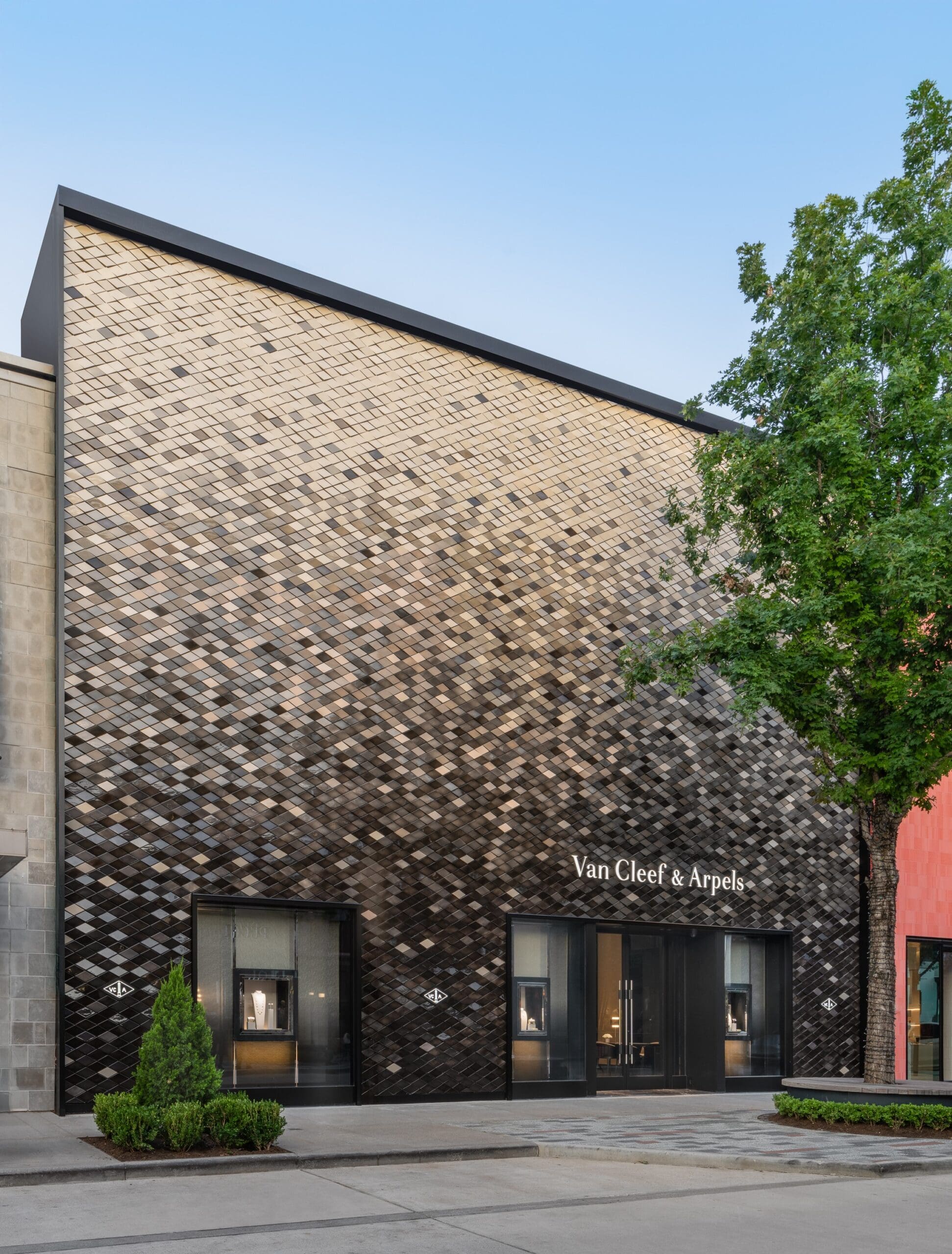 Van Cleef & Arpels exterior