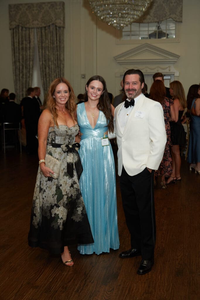 Betsy, Tessa, and John Stephenson (Photo by Gittings)