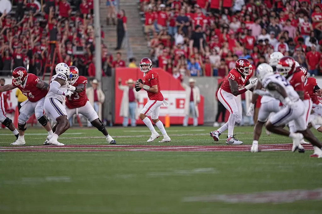 Conner Weigman looked poised in the pocket for the University of Houston. But he wants more.  (Photo by Jordan Burgess/courtesy Houston Athletics).