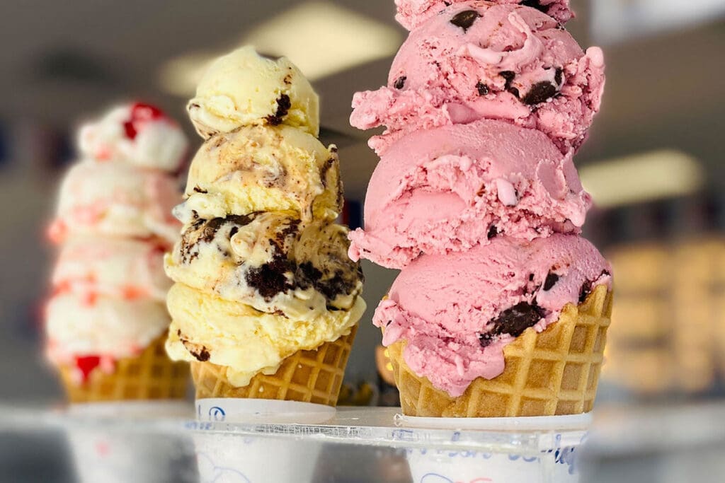 In the summer of 1945, Alice Handel created the sweetest of legacies in Youngstown, Ohio. Using fresh fruit from her backyard garden and her own personal recipes she created Handel;s Homemade Ice Cream which has now arrived in Houston.