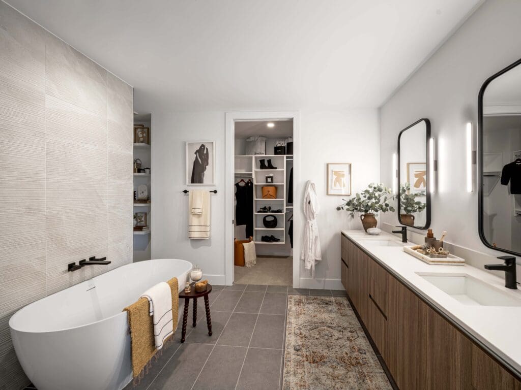 At 2811 Maple, modern luxury meets classic style all at one unbeatable location.