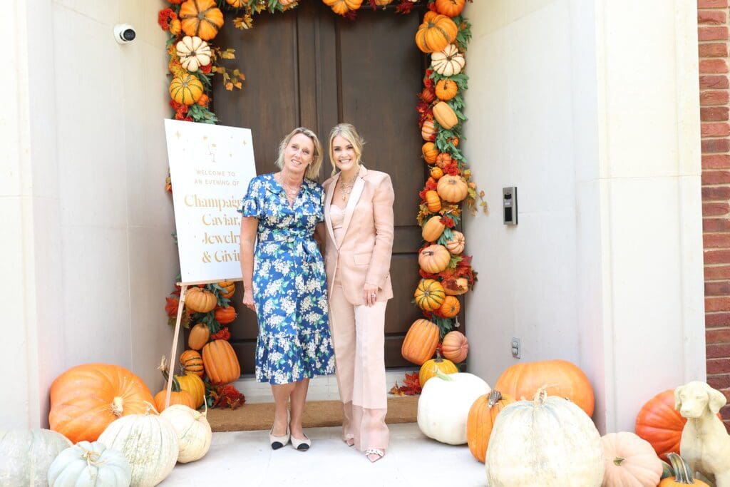 Jewelry designer Annoushka Ducas and Frances Moody Buzbee at the jewelry presentation in the Buzbees' River Oaks Boulevard home.  (Photo by Quy Tran)