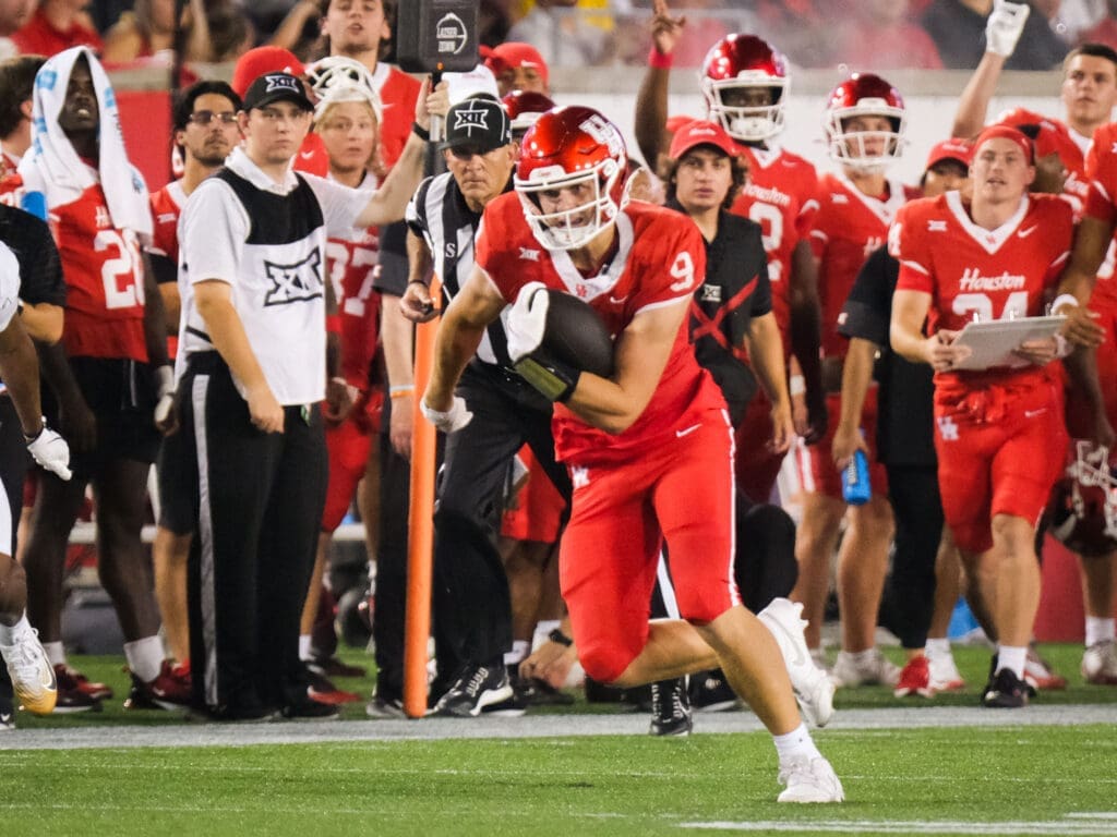 University of Houston tight Tanner Koziol is a tough matchup for opposing defenses. (Photo by F. Carter Smith)