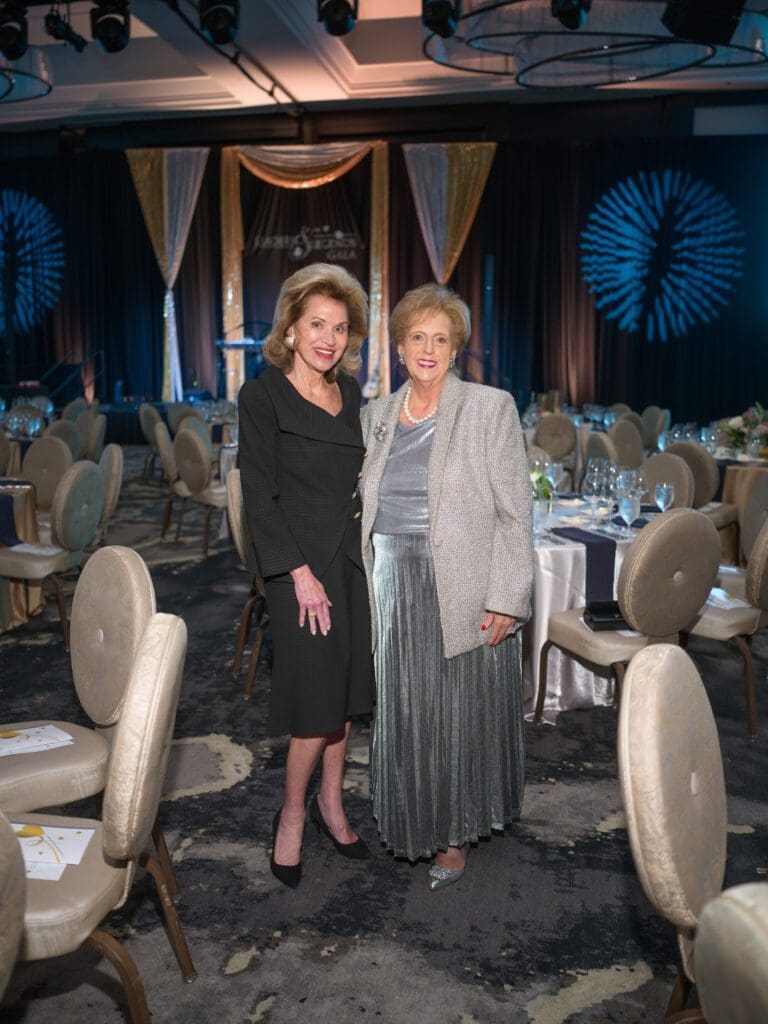 Debra Laws, Jere Williams at the Mission of Yahweh Leaders & Legends gala (Photo by Daniel Ortiz)