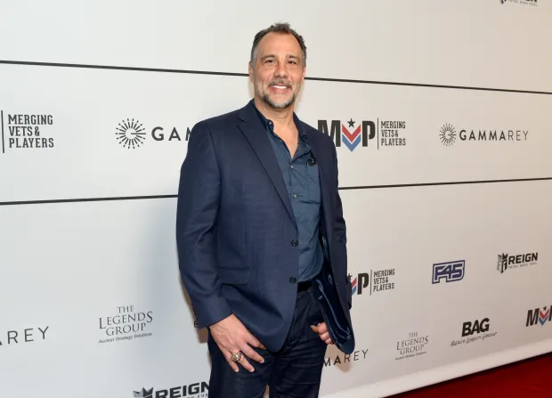 Running Towards The Flames — UH Car Crash Hero Glenn Cadrez Wants You To Know The Real Story Of That Burning Car, His Forever Coogs Bonds and What Made Him