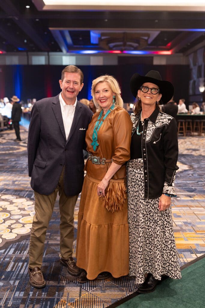 Jeff & Kathryn Smith, Elizabeth DeLuca at the Houston Cattle Baron's Ball. (Photo by Daniel Ortiz)