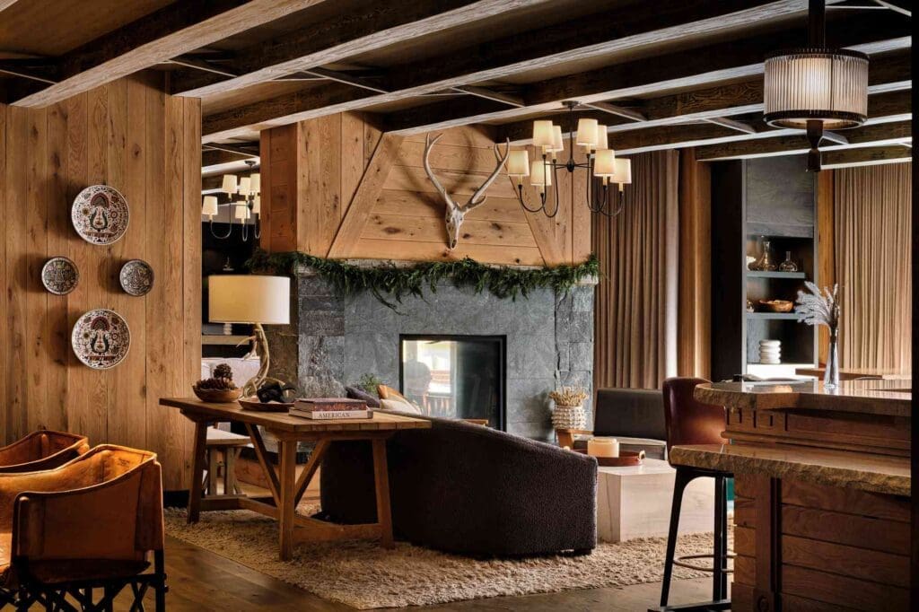 The Crest Club offers rare spirits and glowing fireplaces that set the scene for Telluride’s most exclusive après. ((Photo by Auberge Collection)