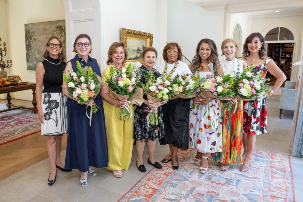Women of Disticntion gala co-chair;  honorees Shawn Stephens, Robin Klaes, Helen Shaffer, Desyre Morgan, Pitsami Norm, Kristen Cannon, and gala go-chair Dr. Alice Mao Brams. (Photo by Jacob Powers)