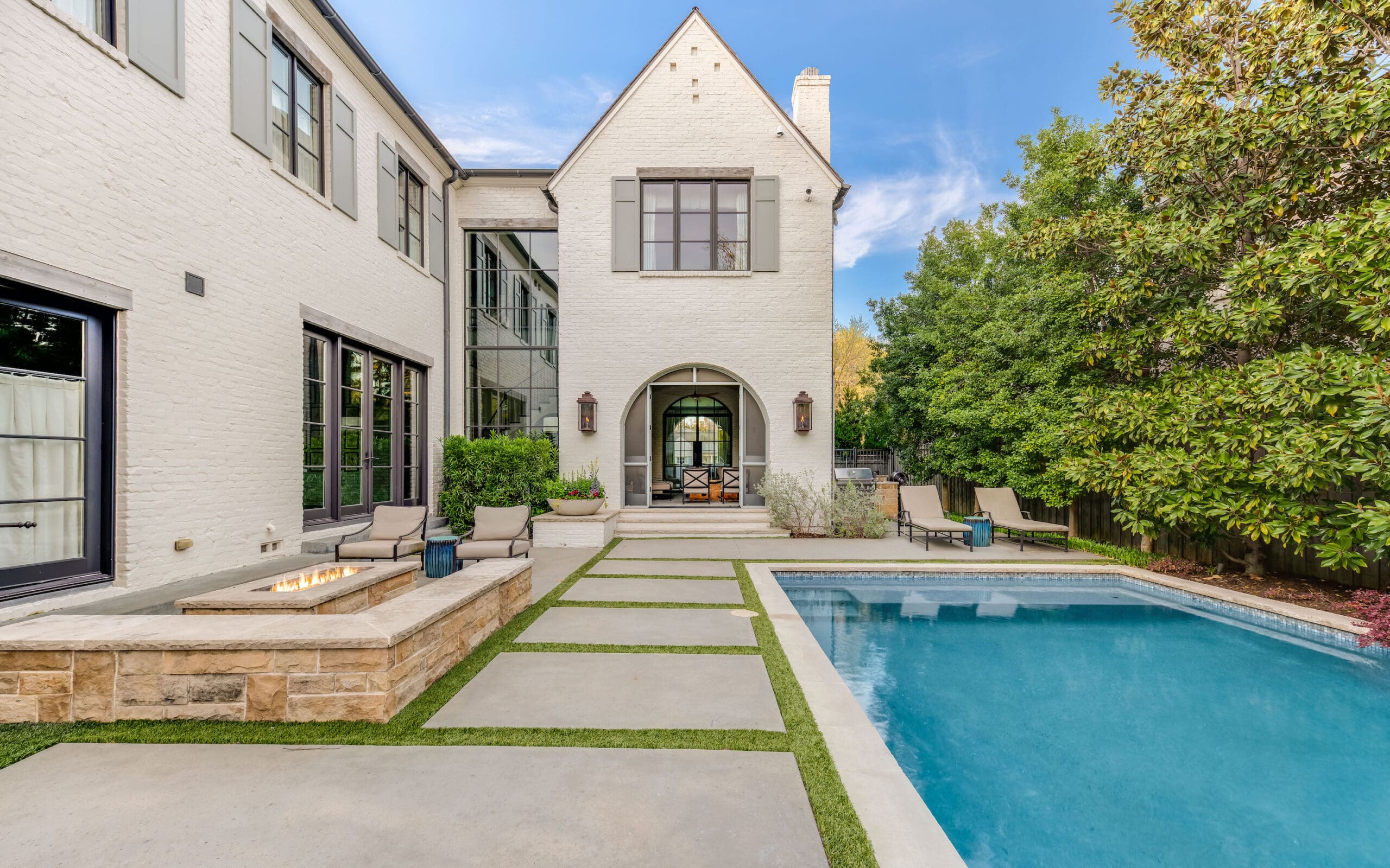 3915 Southwestern Blvd-28