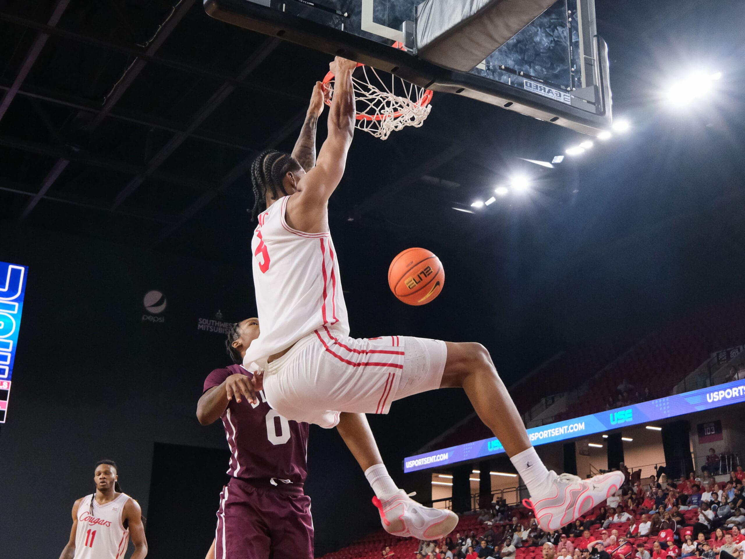 University of Houston Cougars men’s basketball team defeated Mississippi State during the PREVIEW exhibition series at the Wave, Wednesday night at the Fort Bend Epicenter in Rosenberg